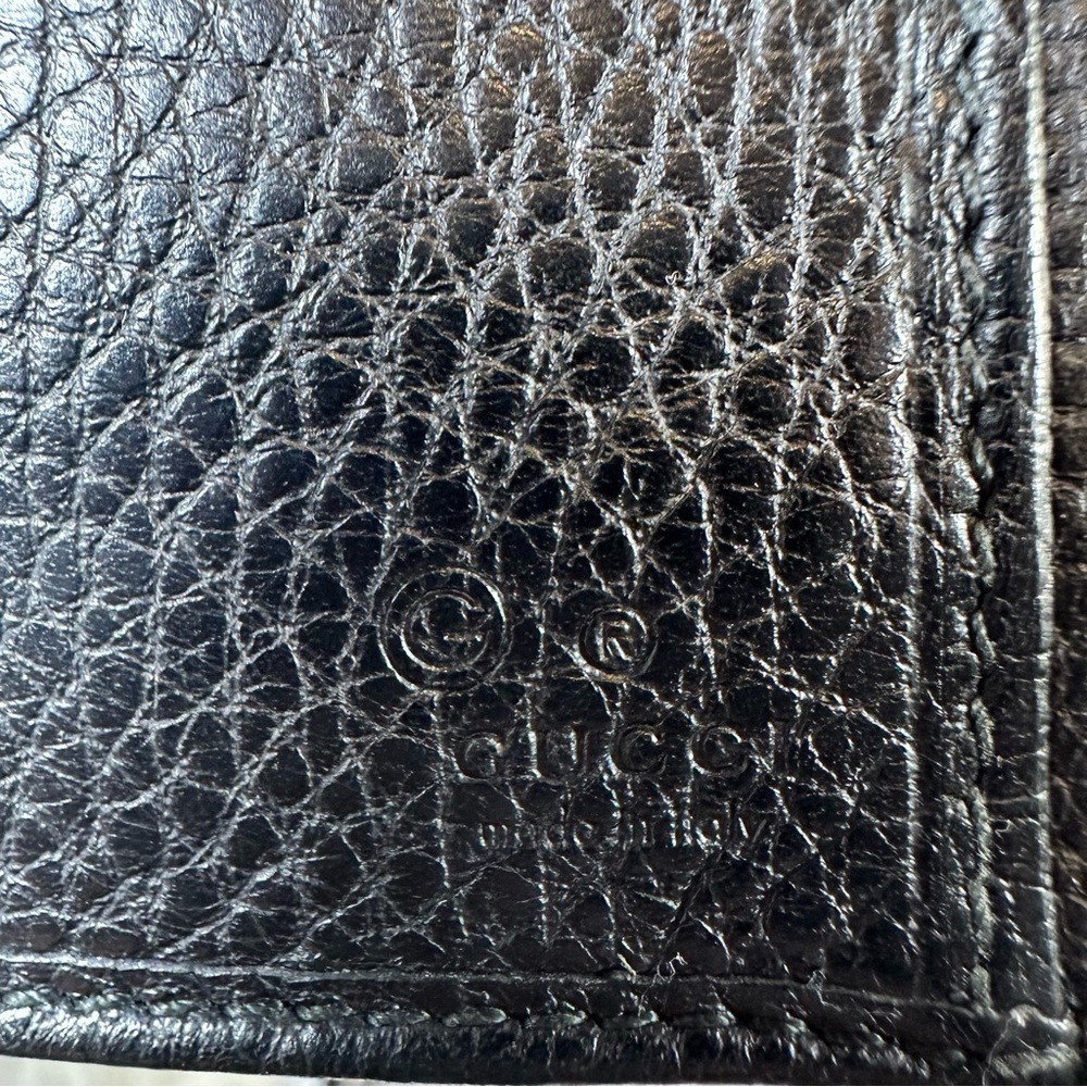 Gucci Vintage Continental Black Leather Wallet with Pebbled Texture - Picture 12 of 14